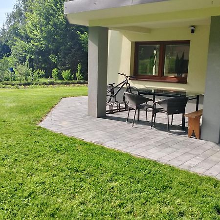Apartament Z Ogrodem Przemyśl Exterior foto